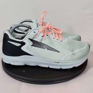 Altra Women's Athletic Shoes in Mint and Black